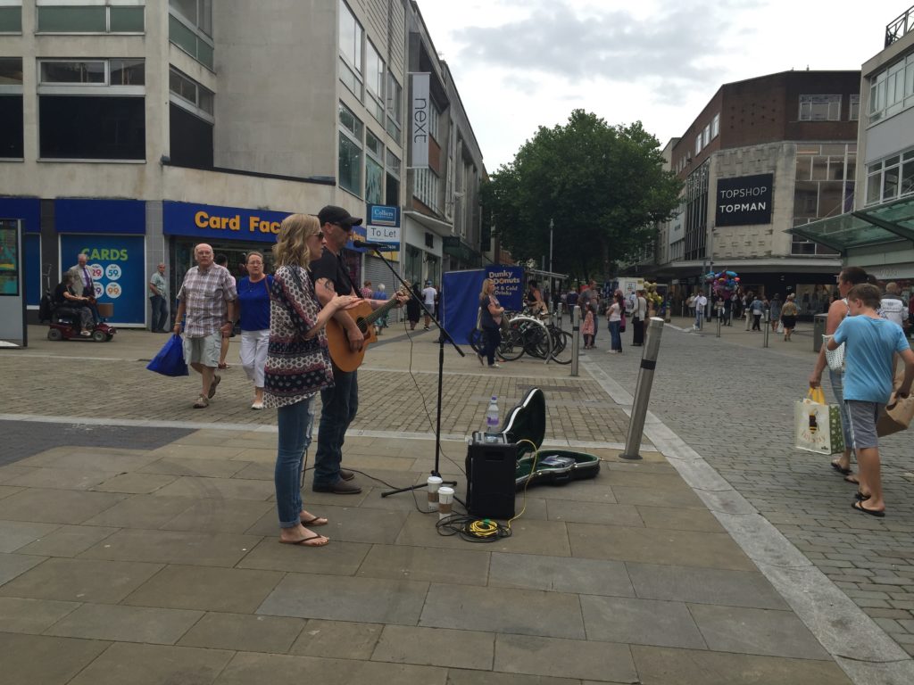 Behind the Scenes with Nashville Duo NEELY busking in Wales
